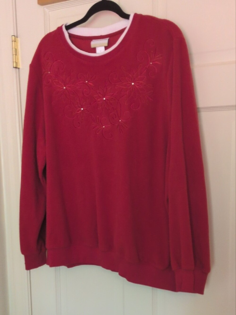 Alfred Dunner Red Sweatshirt with White Trim - Picture 3 of 4